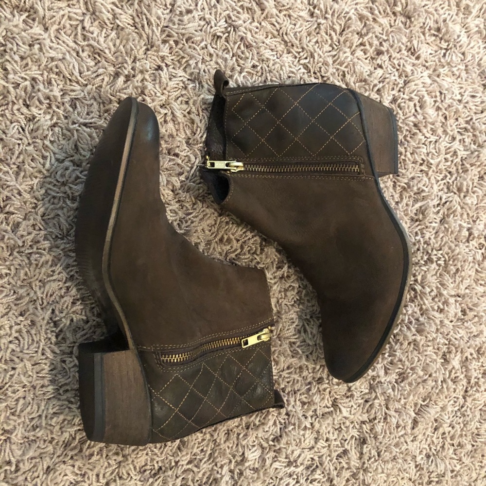 Steve Madden Leather Quilted Ankle Boots - Size 8